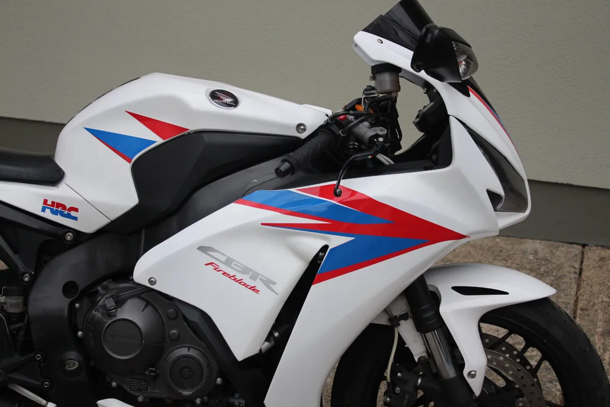 2012 Honda CBR1000 RR - Image 2