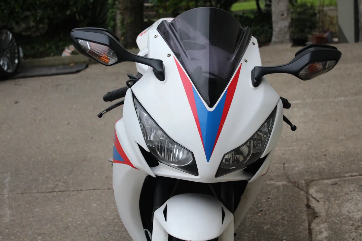 2012 Honda CBR1000 RR - Image 4