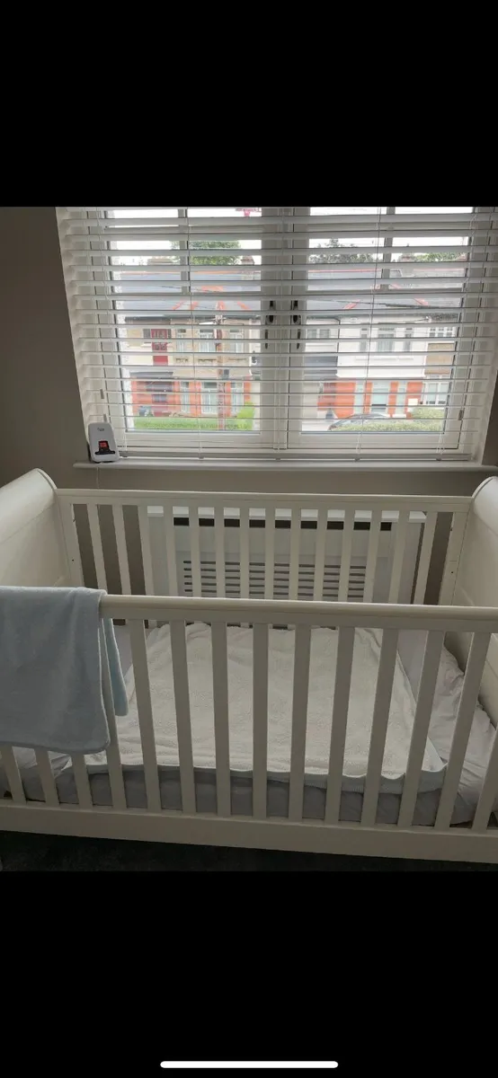 Mamas and Papas Sleigh Cot Bed - Image 1