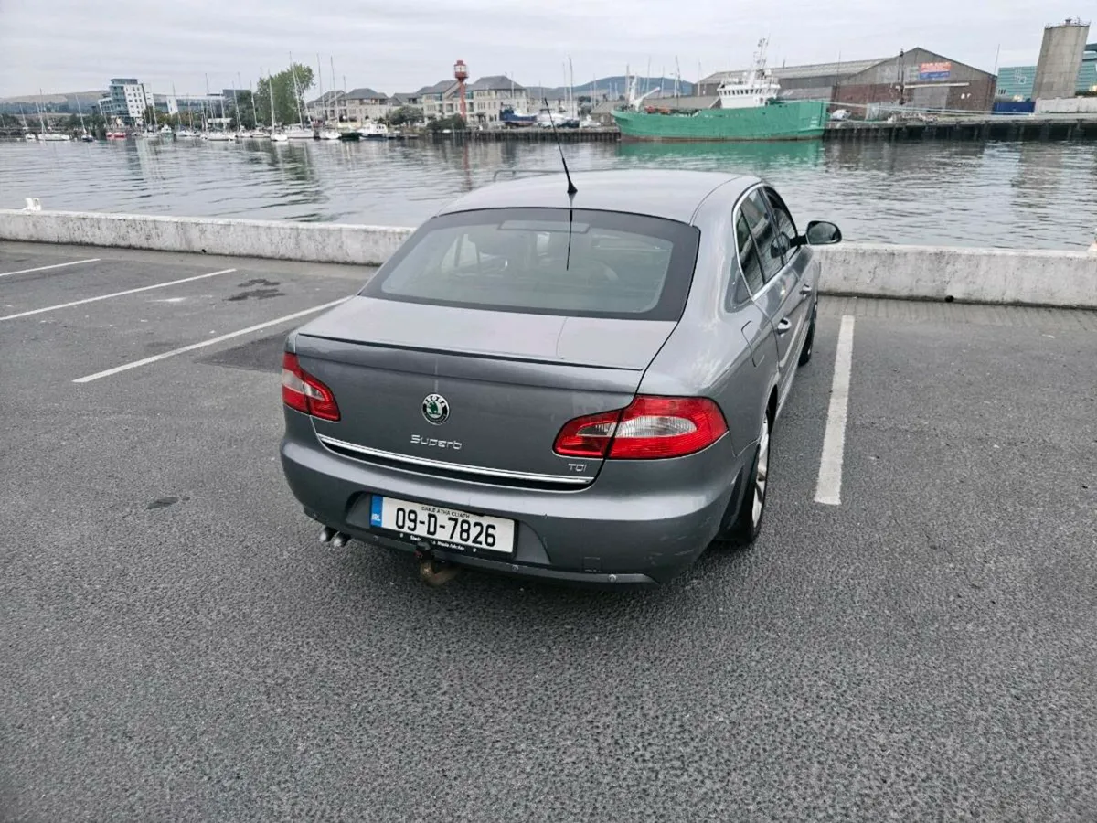 Skoda Superb - Image 3