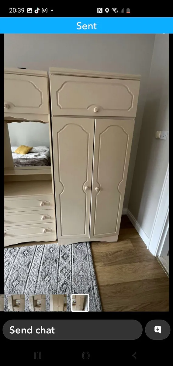 Wardrobe and rugs - Image 3