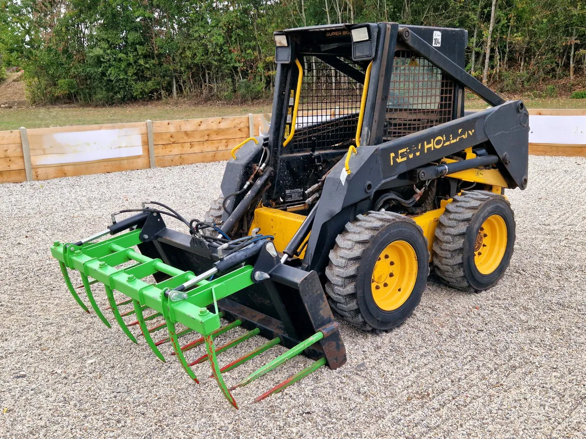NEW HOLLAND L565 SKIDSTEER : 11018327 - Image 1