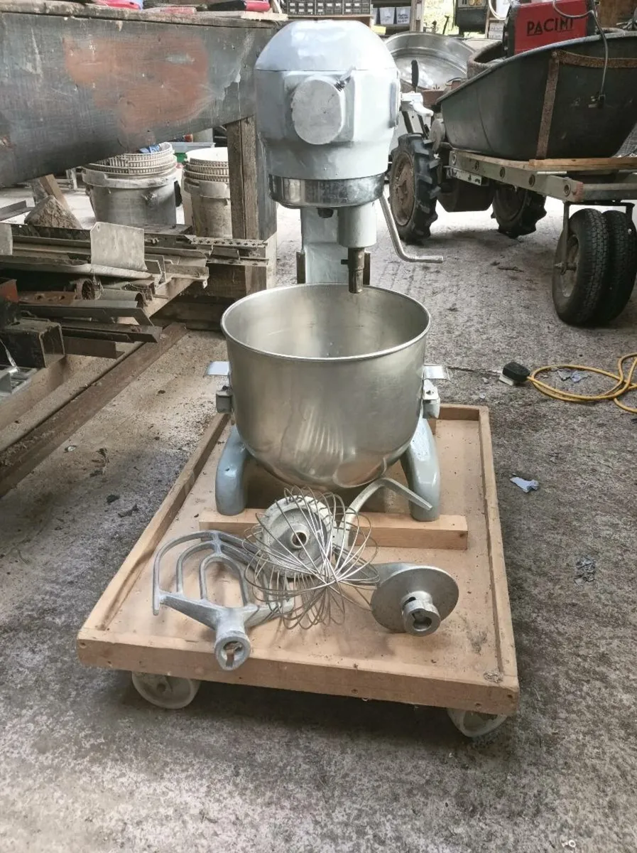 Hobart AE200 Food Mixer - Image 2
