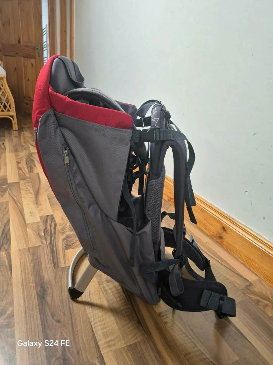 Phil and Ted's Backpack baby carrier - Image 1
