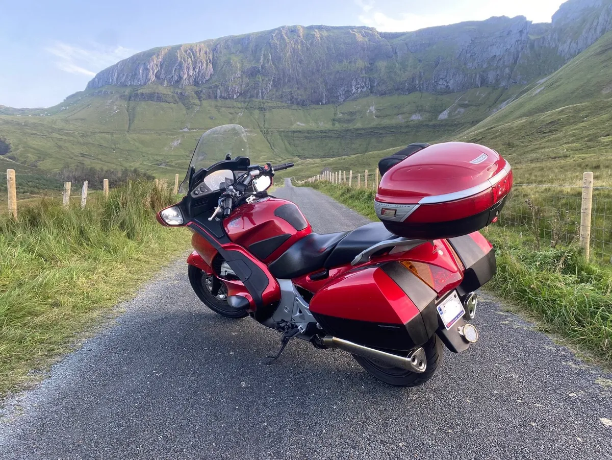 Honda ST1300 Pan European - Image 2