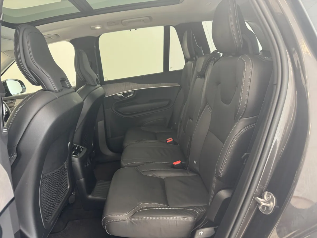 Volvo XC90 2022 - Image 4