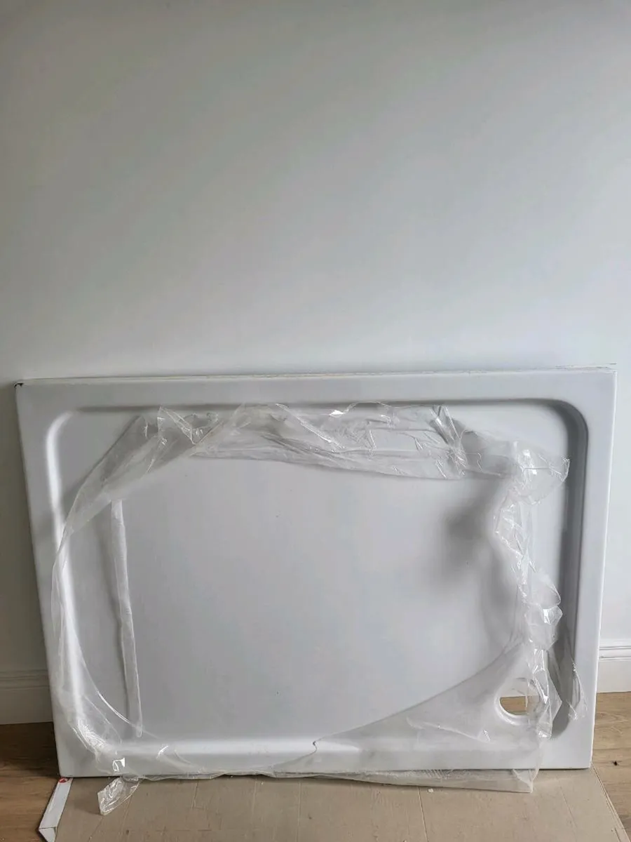 Shower Tray 1200 x 900