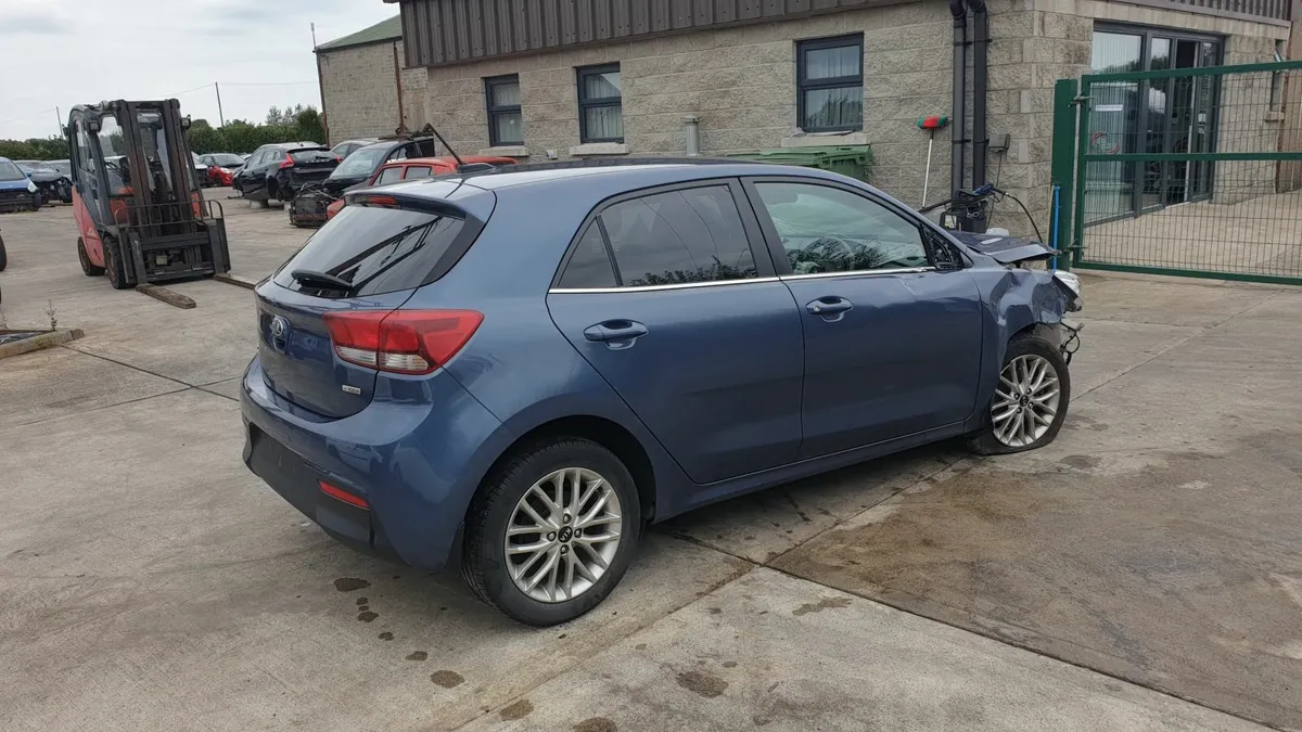 *For parts* Kia Rio, 1.0 petrol 5 speed (2017). - Image 2