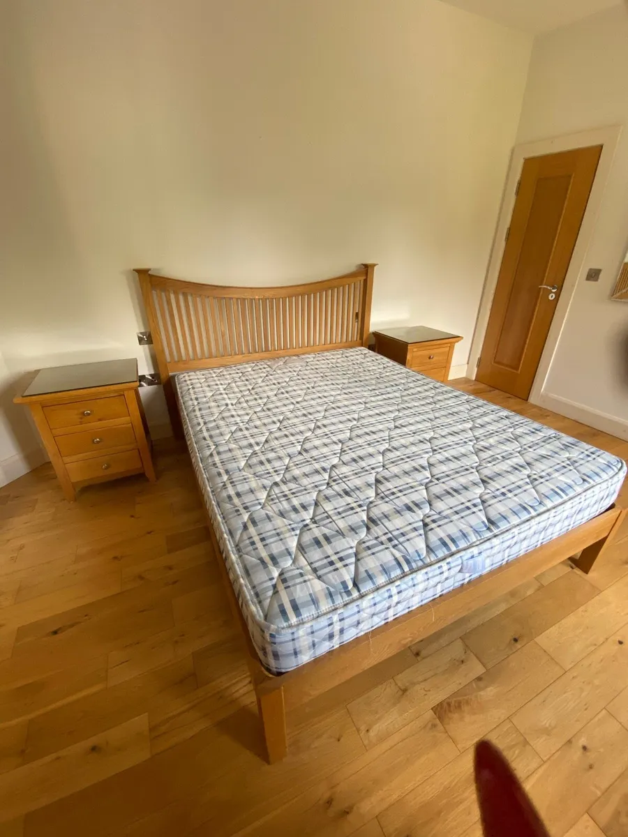 5 ft wooden Bed Frame with Matching Lockers - Image 1