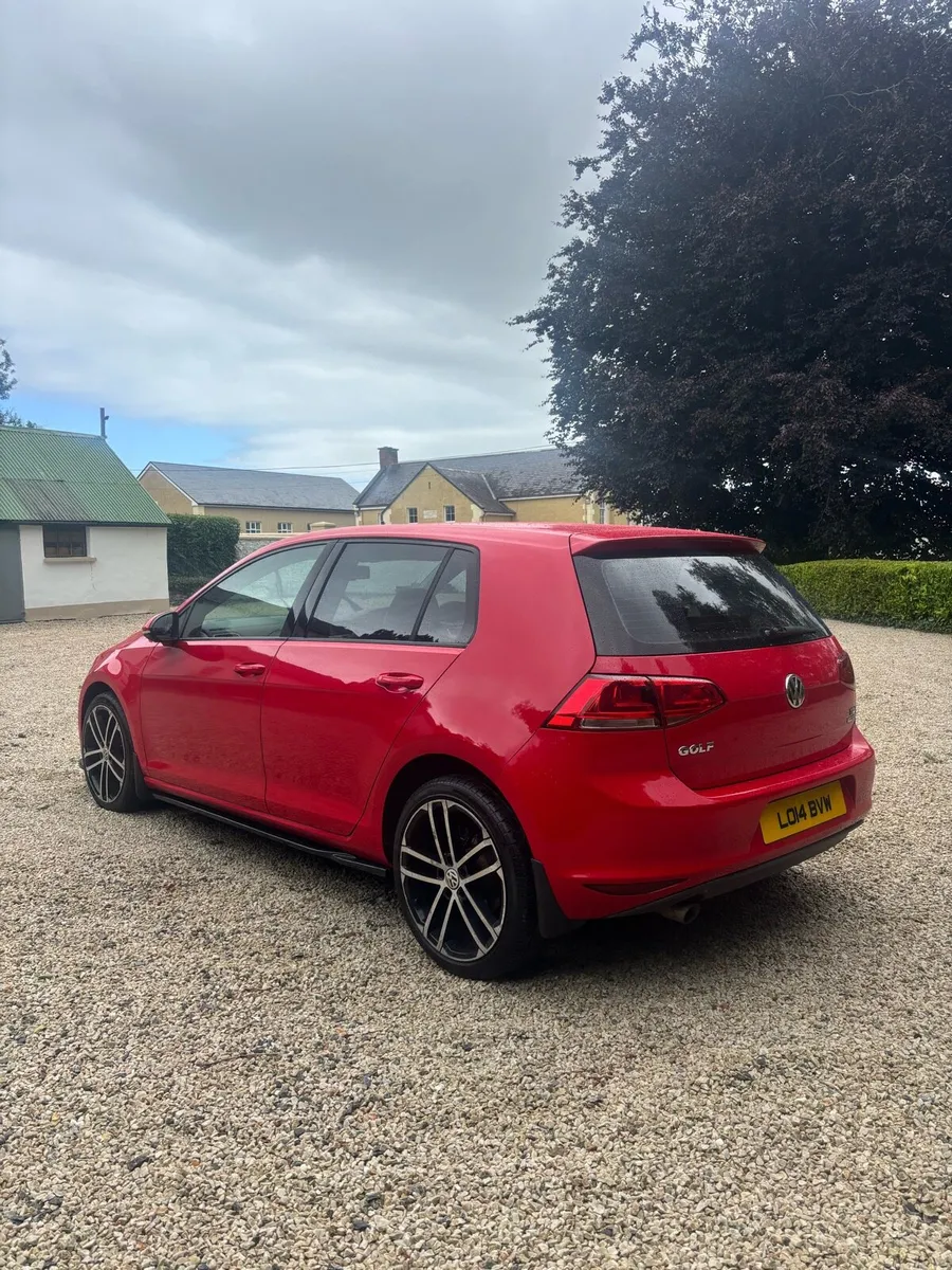 2014 Volkswagen Golf - Image 4