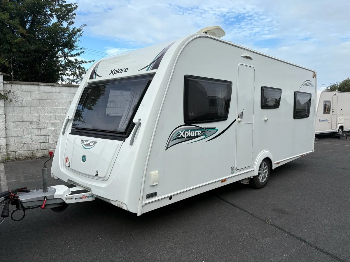 Elddis Explore 526 6 berth family Caravan - Image 1
