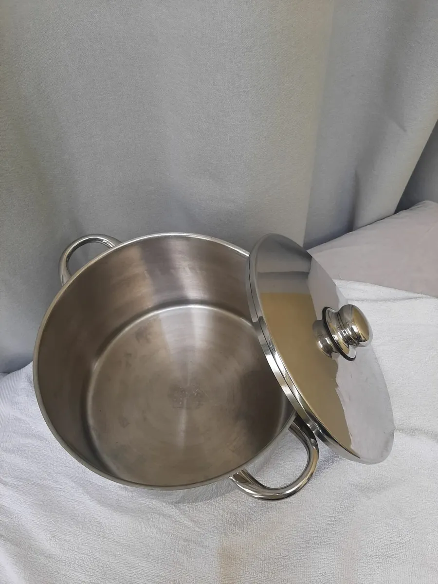 Stainless Steel Stock Pot For Sale. - Image 3
