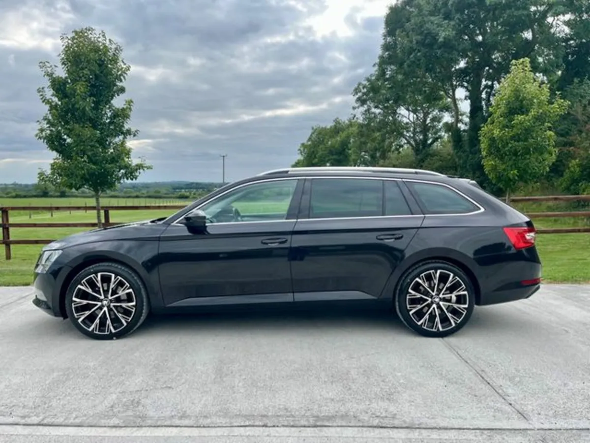 Skoda Superb 2.0 TDI SE Business 150 *Trade in pri - Image 3