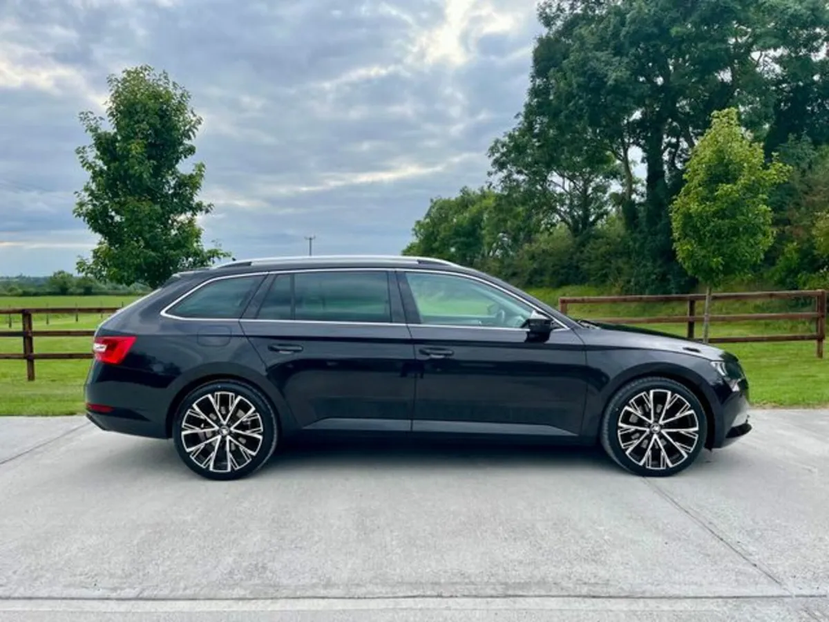 Skoda Superb 2.0 TDI SE Business 150 *Trade in pri - Image 4