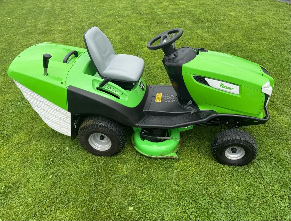 1 Owner Viking Mower Spotless - Image 1