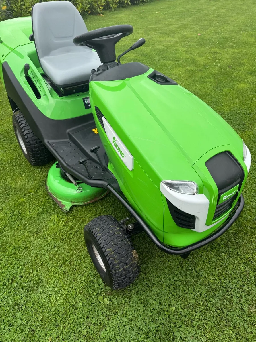 1 Owner Viking Mower Spotless - Image 2
