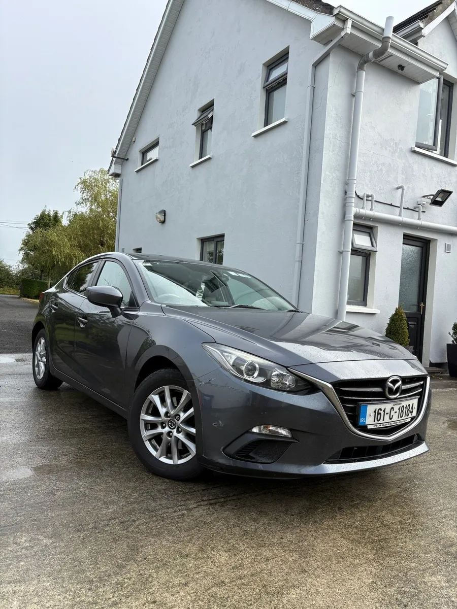 Mazda 3 - Image 1
