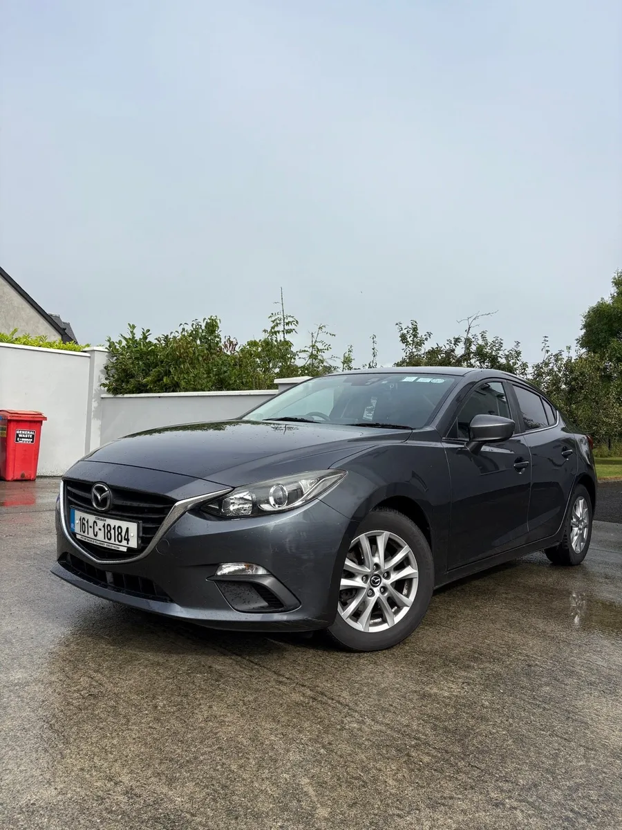 Mazda 3 - Image 2