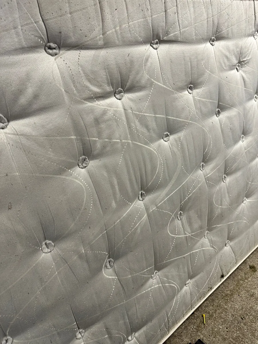 Nice 4’ 6” Double Bed Mattress - Image 2