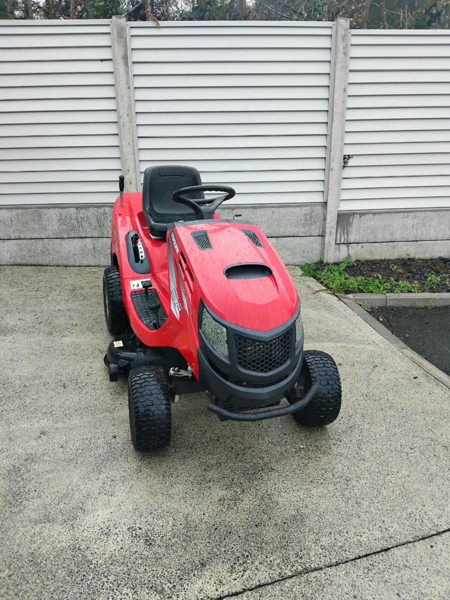 Ride on lawnmower - Image 3