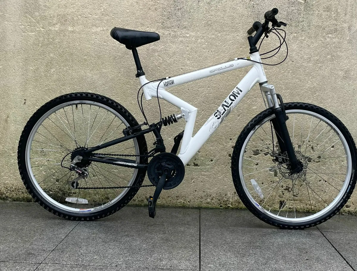 Duel suspension diskbrakes Bicycle - Image 1