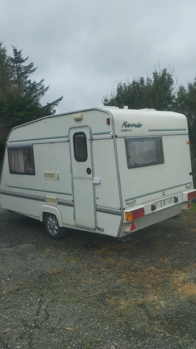 2 berth caravan - Image 4