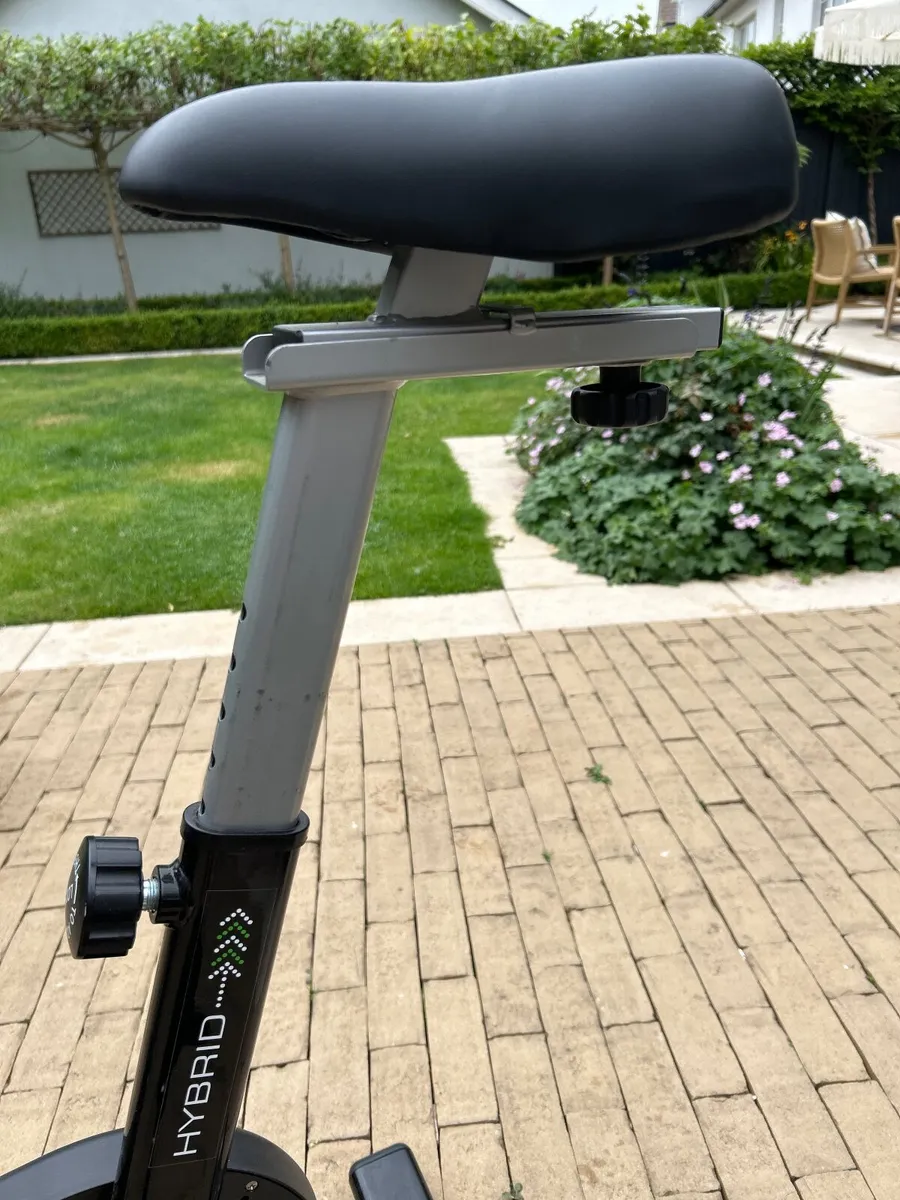 Exercise bike - Image 3