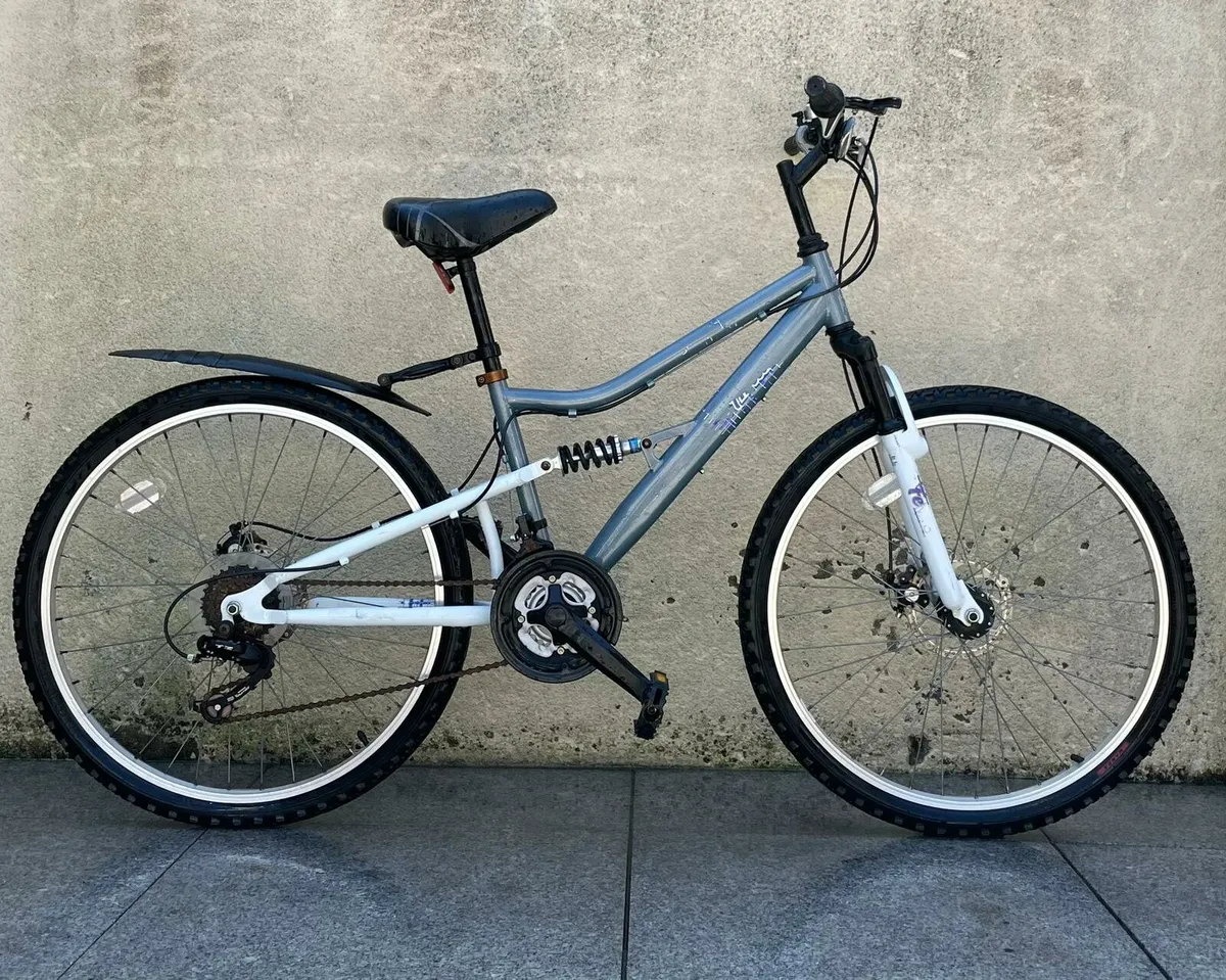 Apollo bicycle disk brakes duel suspension - Image 1