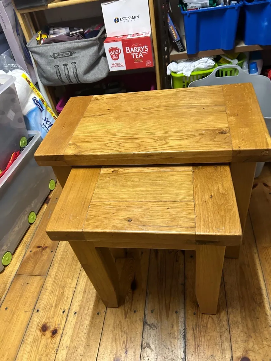 Solid Oak Table Set (side tables/coffee tables)