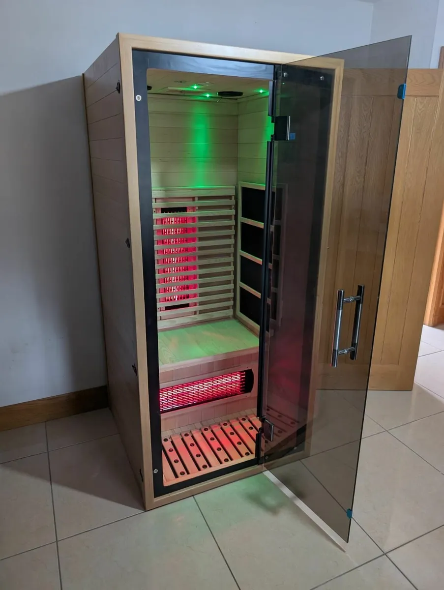 Infrared One Person Sauna - Hemlock wood - Image 2