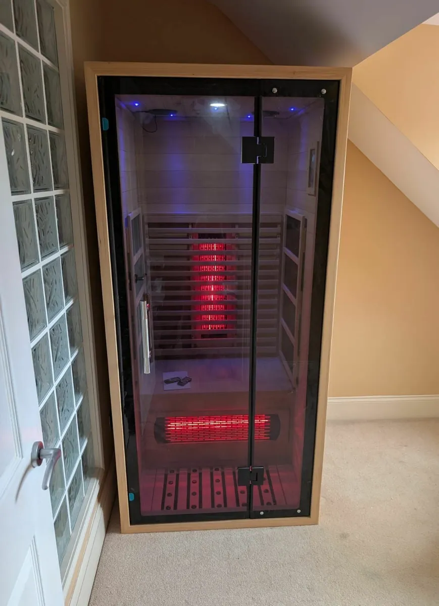Infrared One Person Sauna - Hemlock wood - Image 3