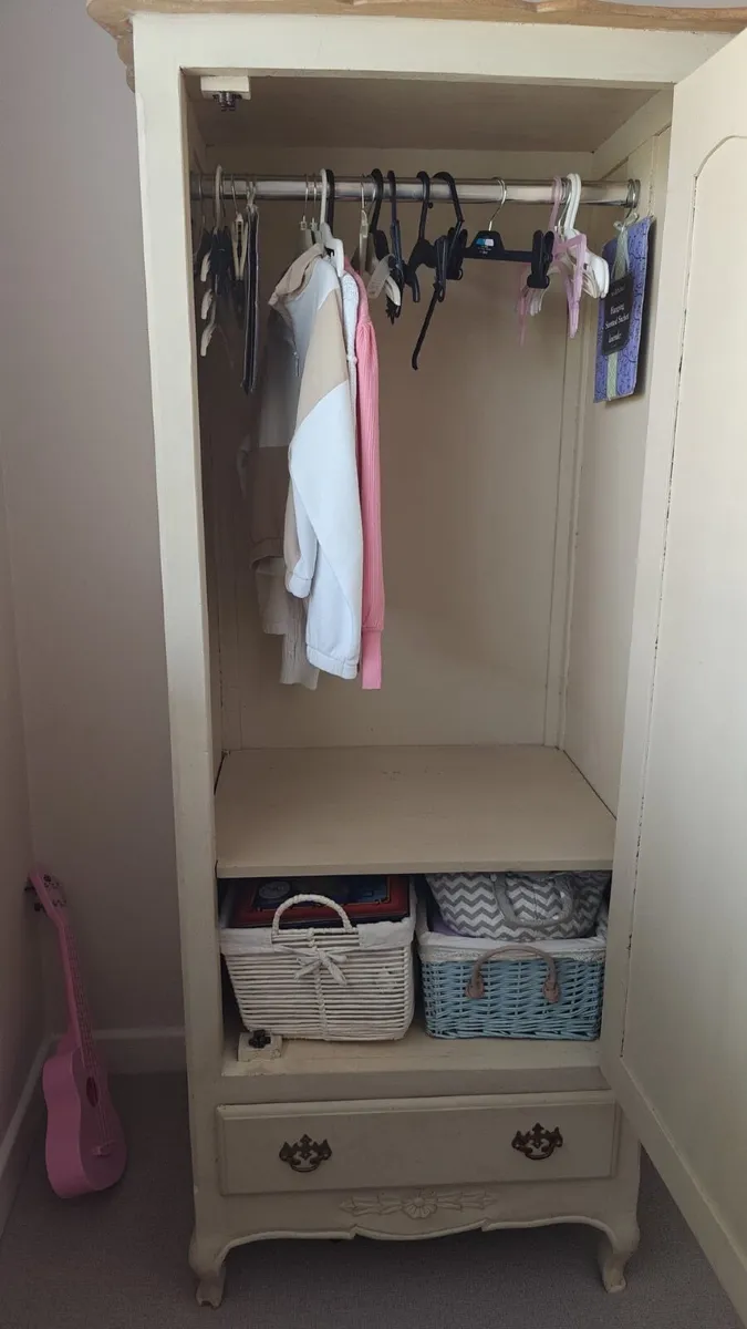 Wardrobe, Armoire style - Image 2
