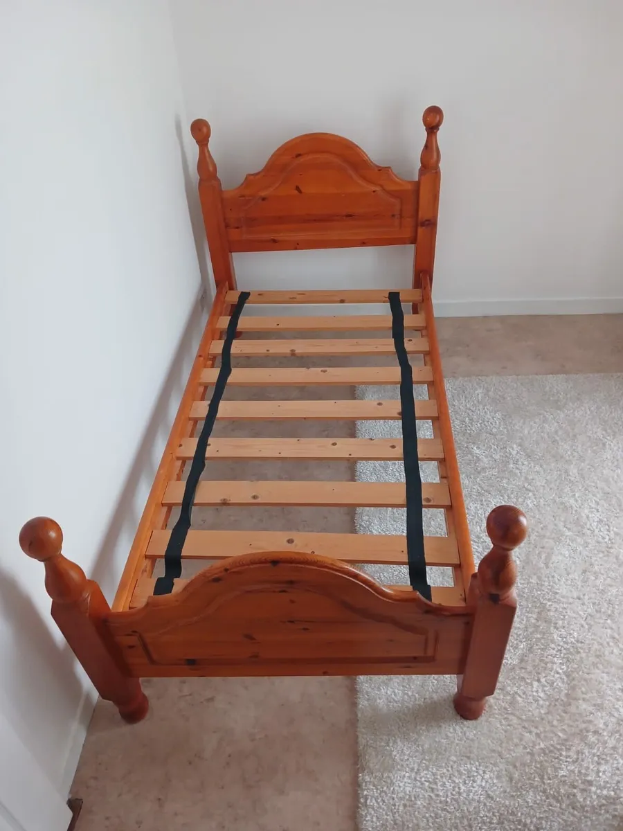 Single bed - Image 3