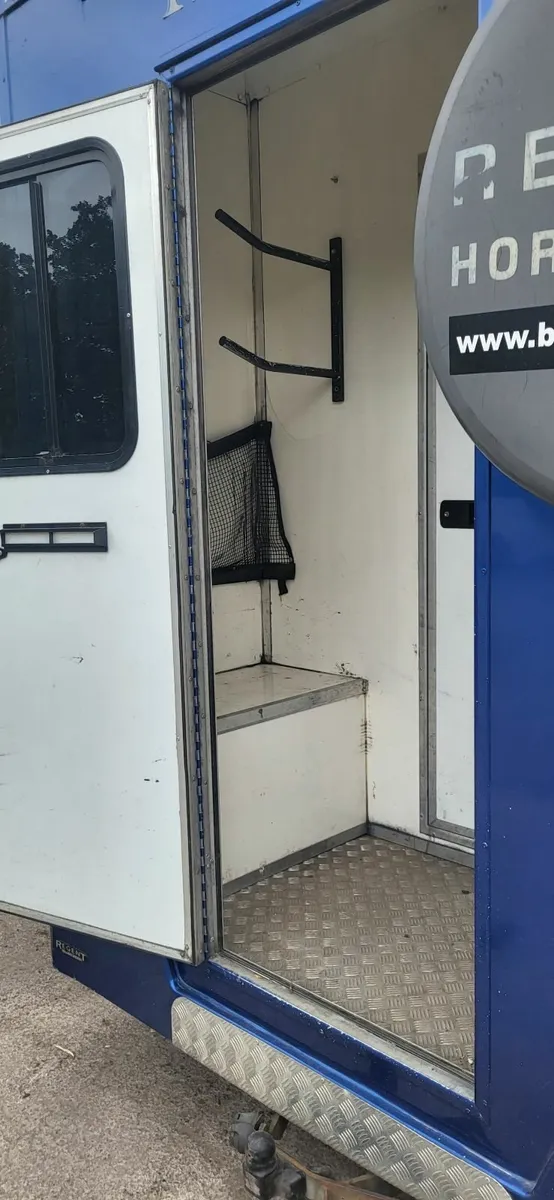 Horse Transporter - Image 3