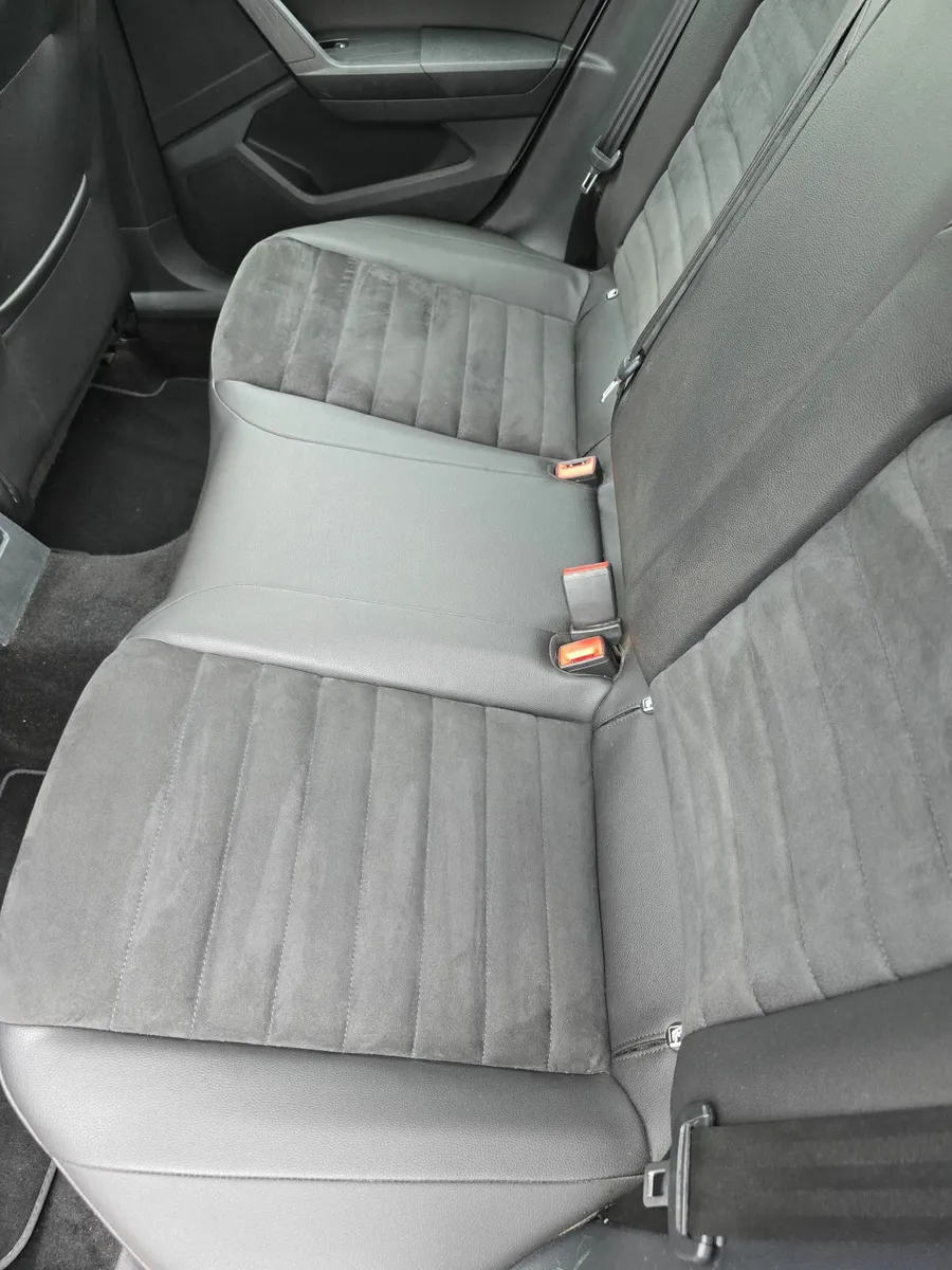 SEAT ARONA  1.6 TDI SE - Image 4
