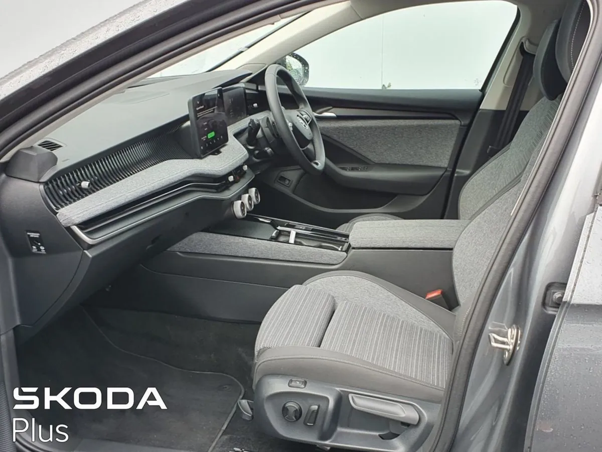 Skoda Superb Selection 2.0 TDI 150HP DSG - Image 4