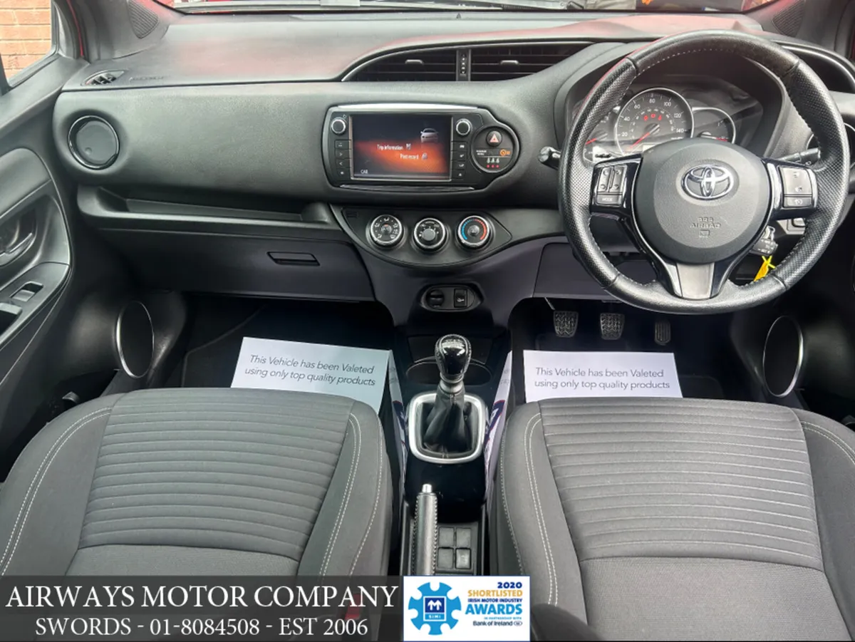 Toyota Yaris 1.33 VVT-I  * DESIGN * 5 SPEED MANUAL - Image 3