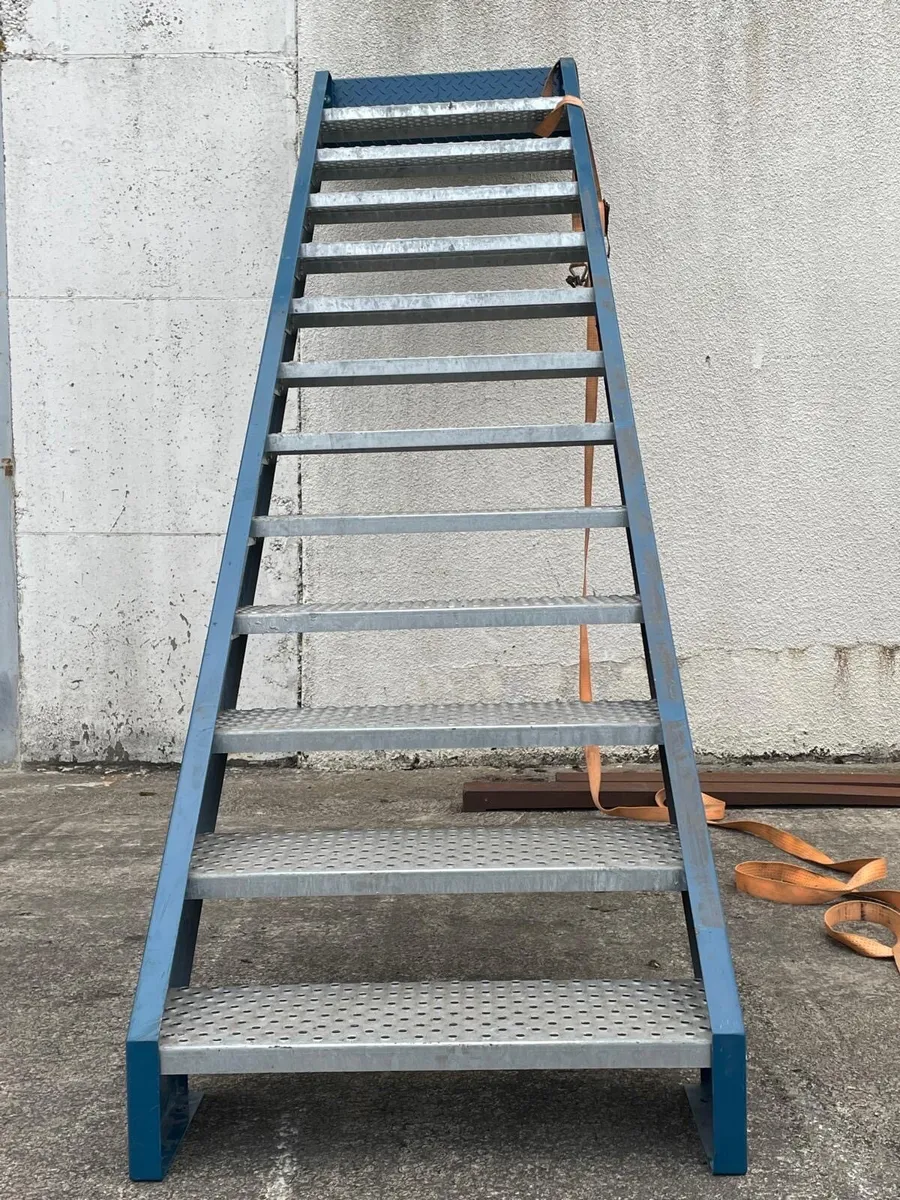 Bosal Stairs - Image 3