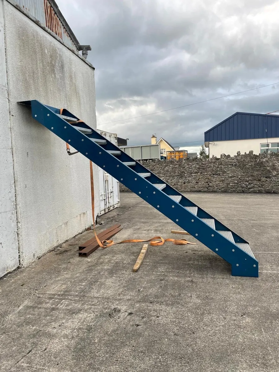 Bosal Stairs - Image 4