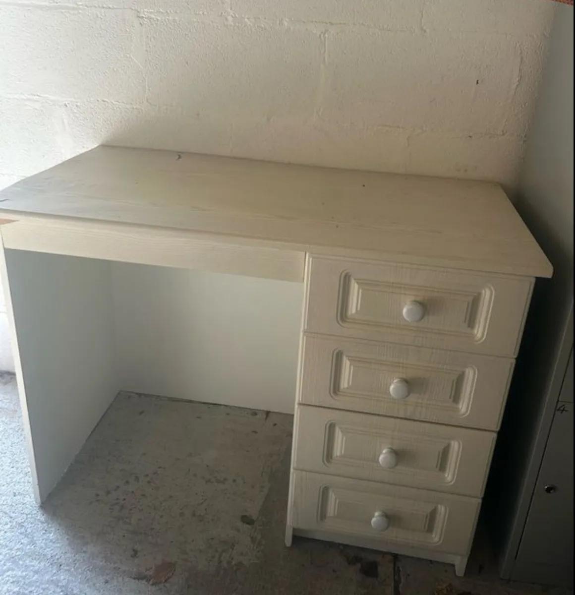 Office desk with drawers