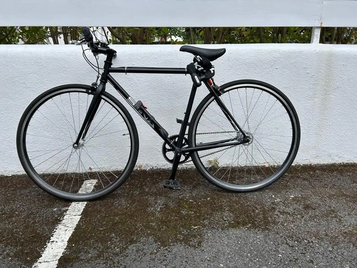 Sona Urban Matte Black, Like New, Irish-Made & Full Kit Included - Image 3