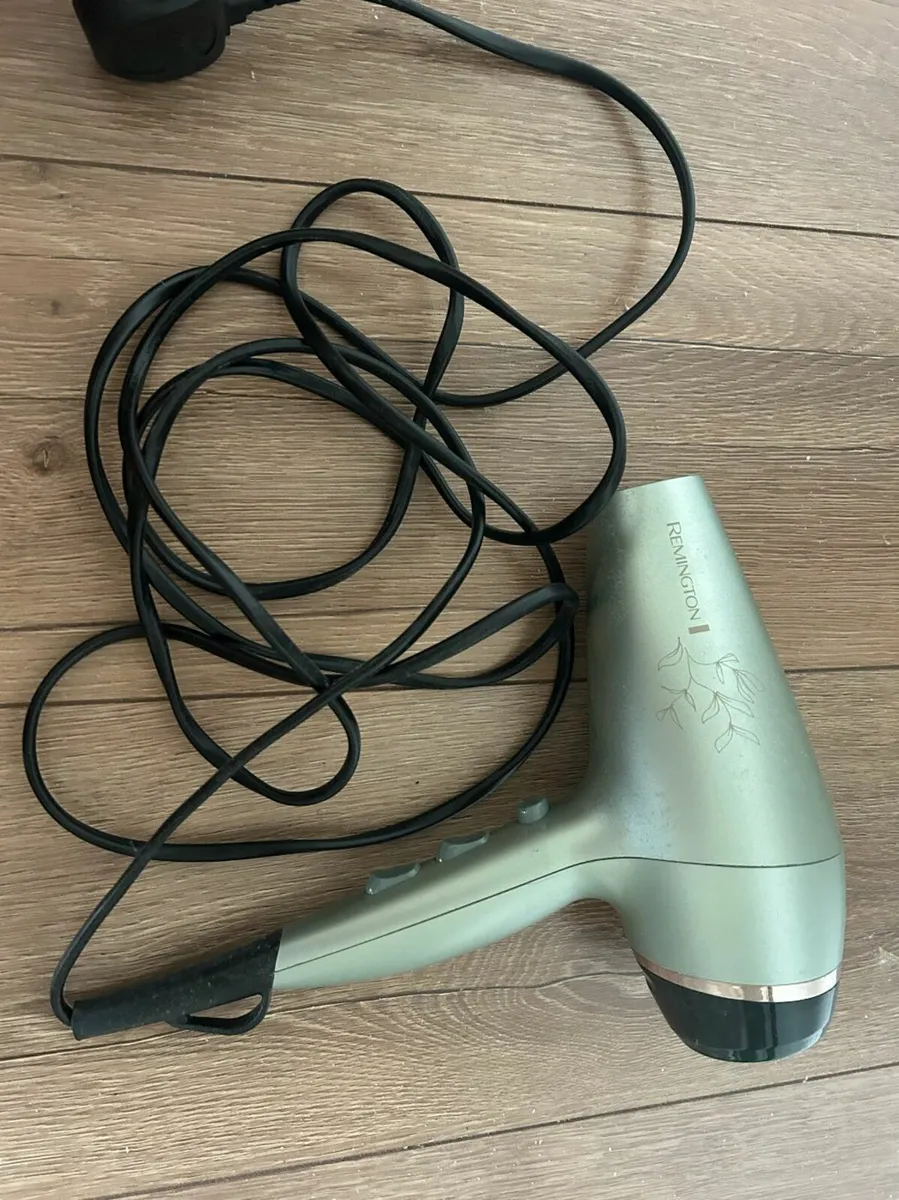 Remington Hair dryer - Image 1