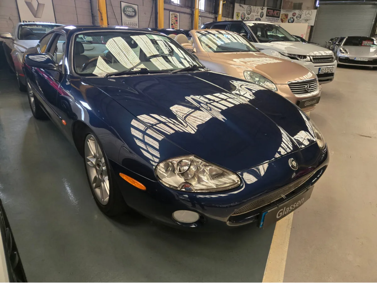 Jaguar XK 4.0 V8 AUTO - Image 2