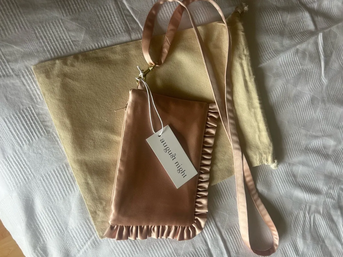 August night bags - Image 1