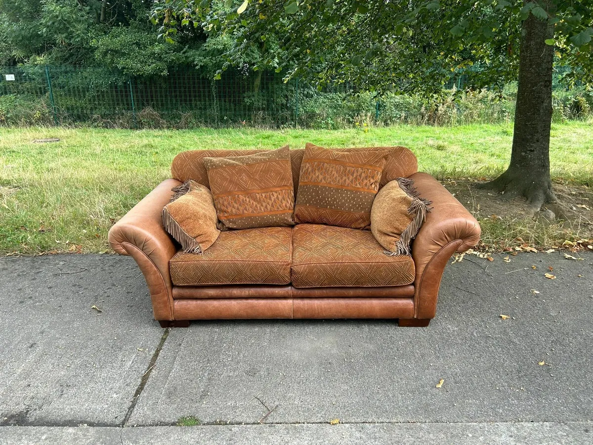 Mantellassi half leather Sofa - Image 3