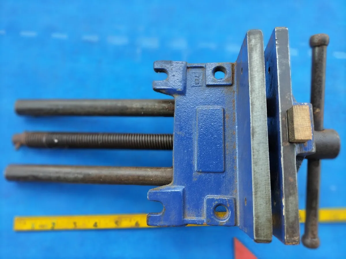 Record 52 Woodwork Vice - Image 3