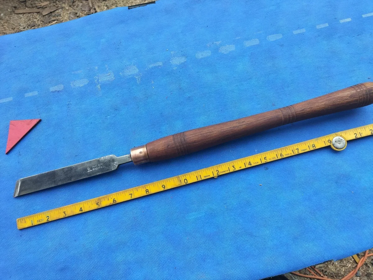 Woodturners Skew Chisel - Image 1