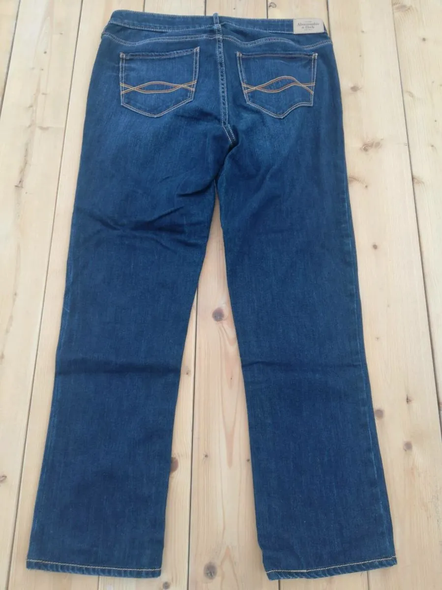 Ladies Abercrombie & Fitch jeans size 10 regular - Image 2