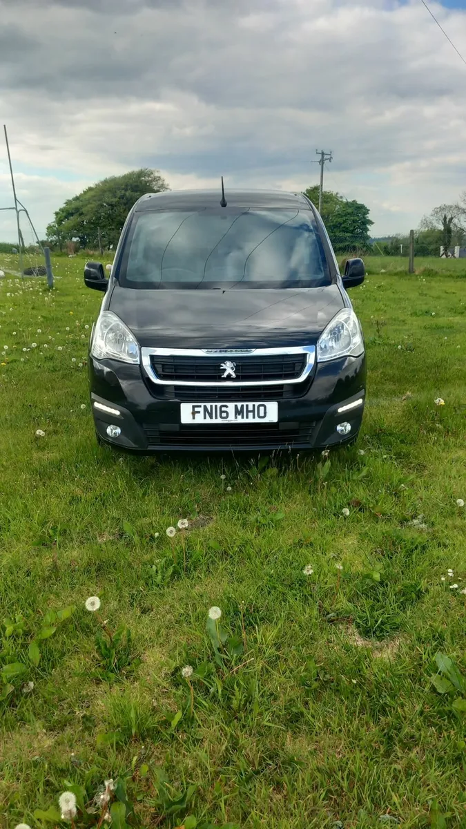 2016 Peugeot Partner van - Image 2