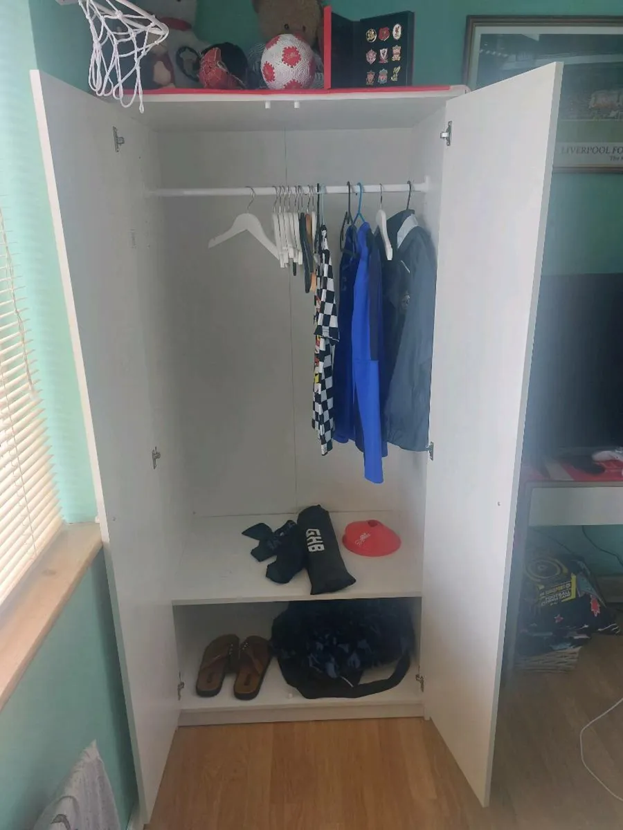 Bedroom Wardrobe - Image 3